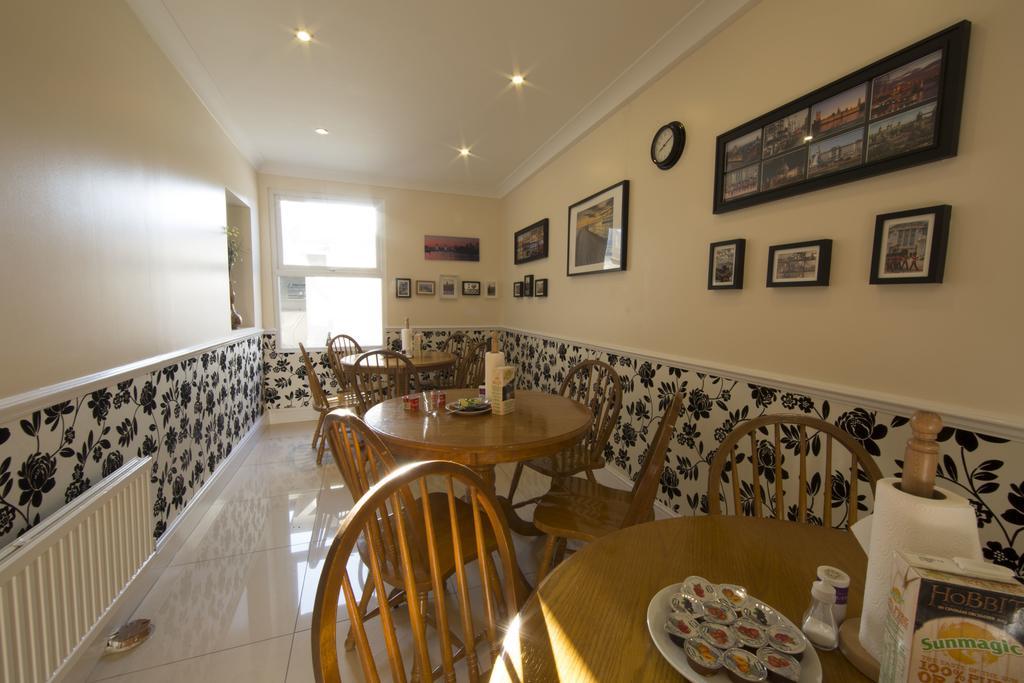 Royal 2 Hammersmith Guest house