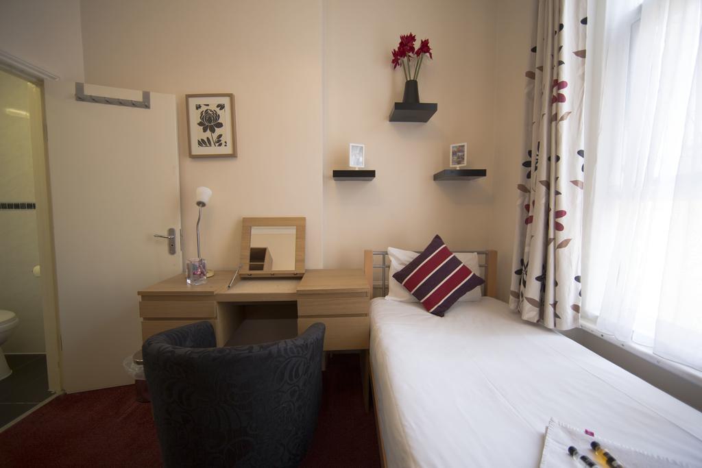 Royal 2 Hammersmith 3* Londres