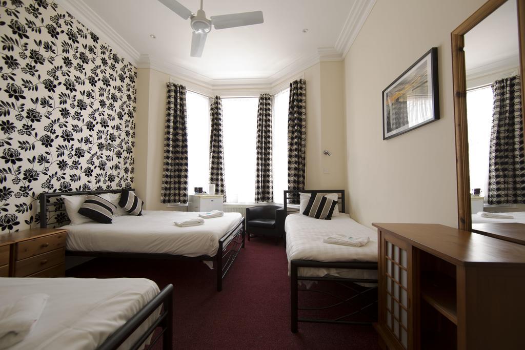Royal 2 Hammersmith 3* Londres