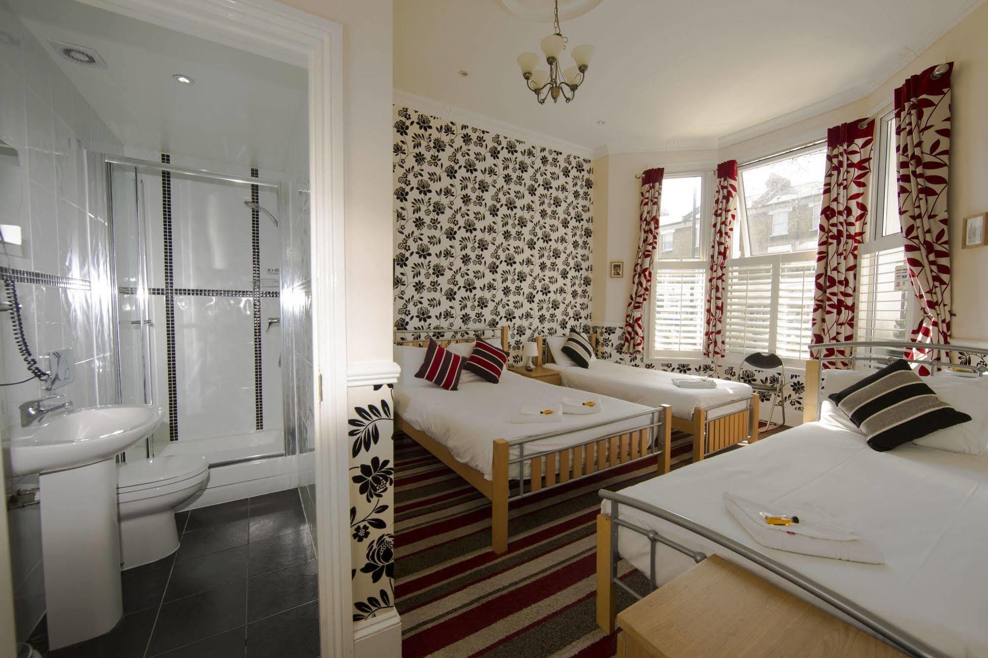 Royal 2 Hammersmith Pensión 3*